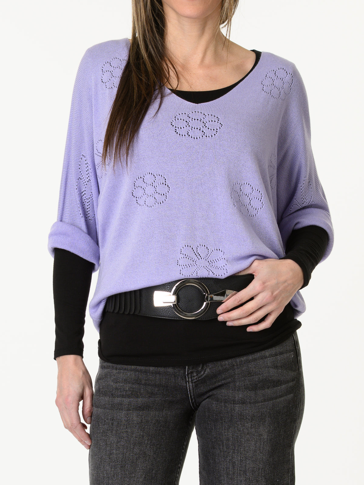 Chandail lilas à motifs floraux