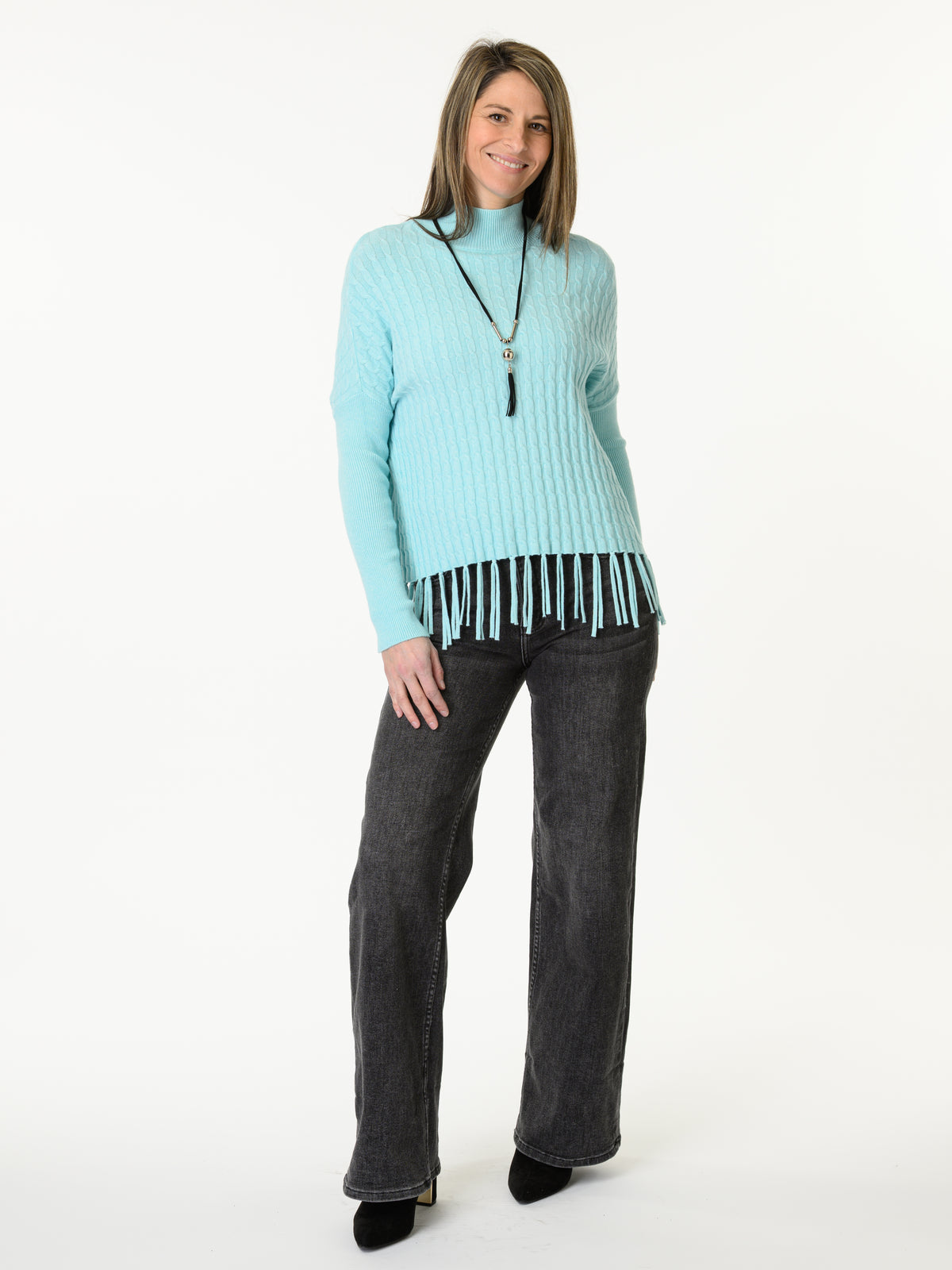 Chandail aqua à col montant avec franges