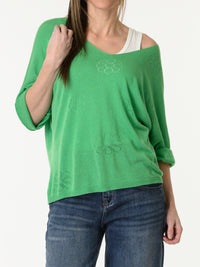 Chandail vert pomme à motifs floraux