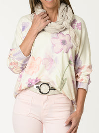 Chandail blanc crème avec imprimé floral lilas