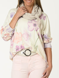 Chandail blanc crème avec imprimé floral lilas