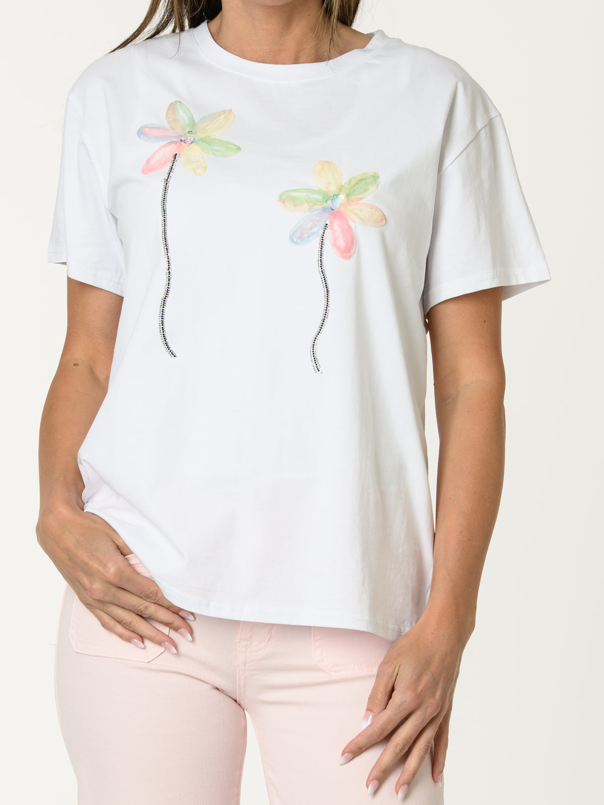T-shirt blanc avec imprimé de deux fleurs texturées