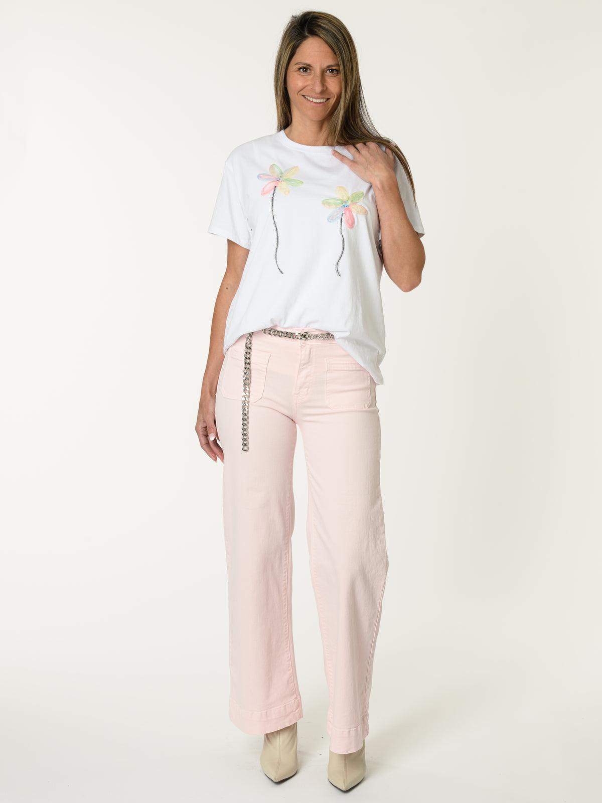 T-shirt blanc avec imprimé de deux fleurs texturées