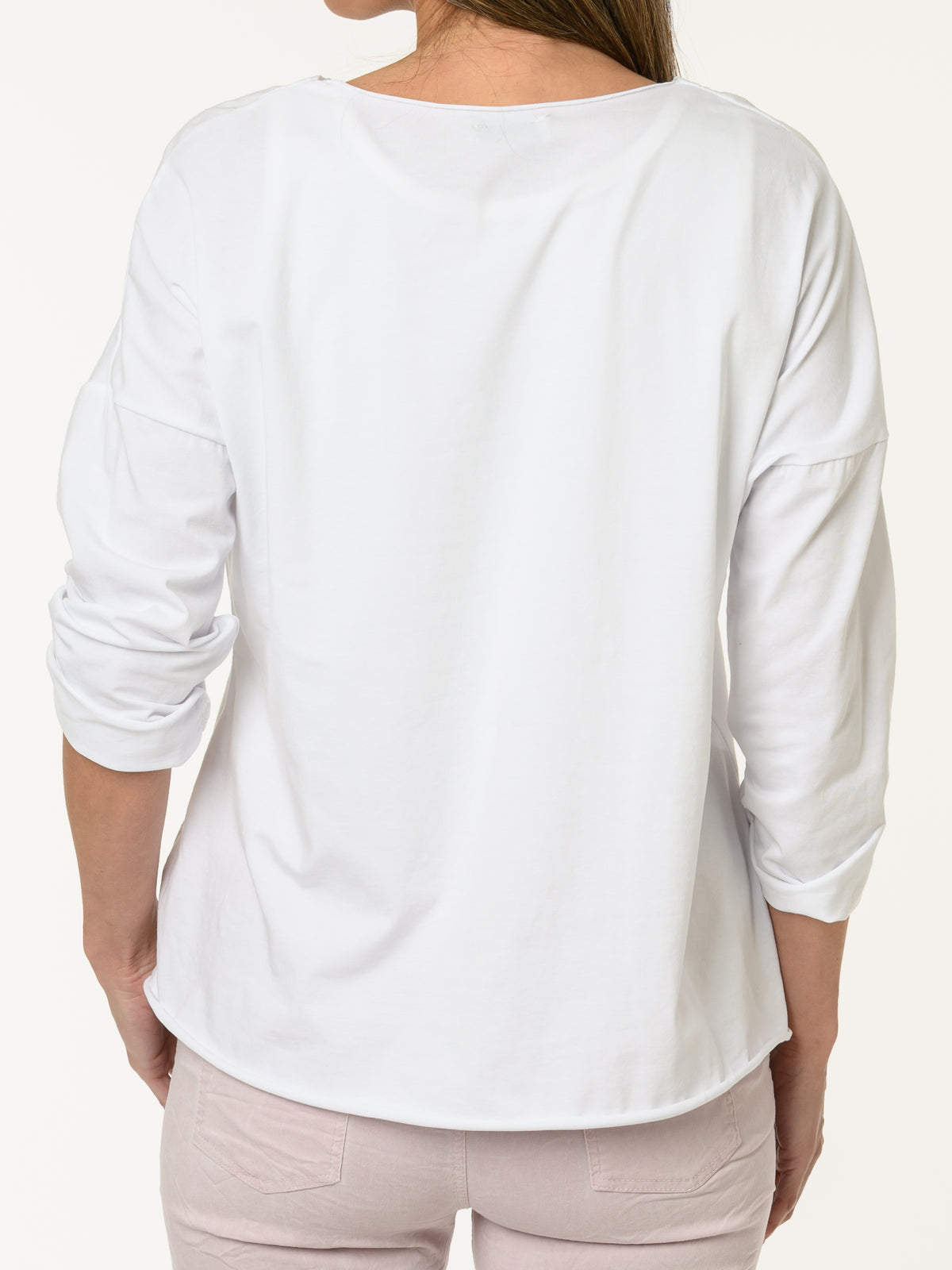 Chandail blanc avec arbre de vie argenté