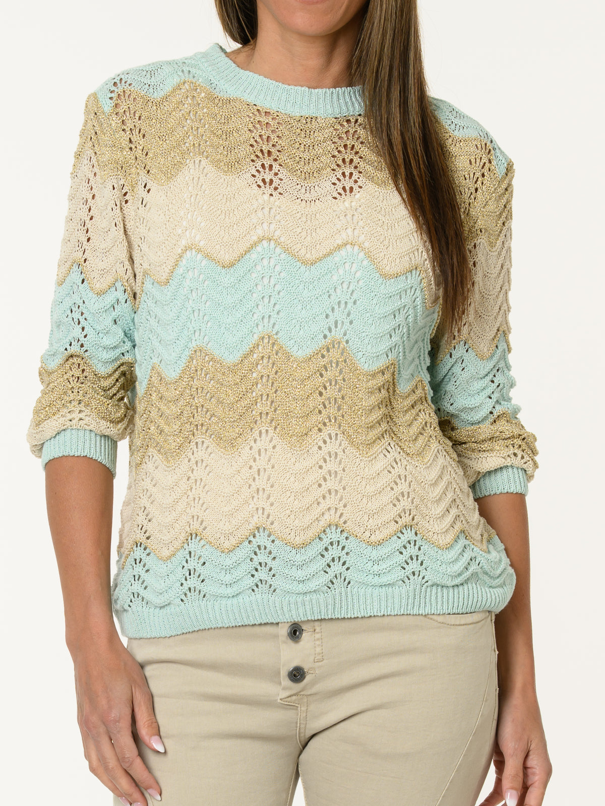 Chandail en crochet beige et aqua avec dorures