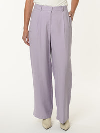 Pantalon lilas à taille haute
