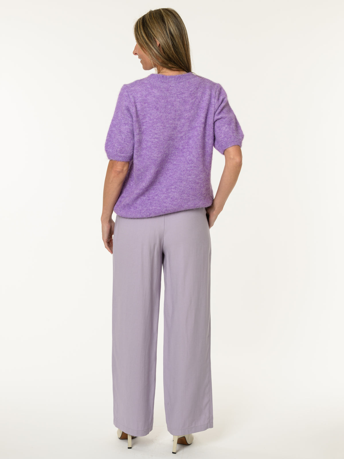 Chandail lilas à manches courtes