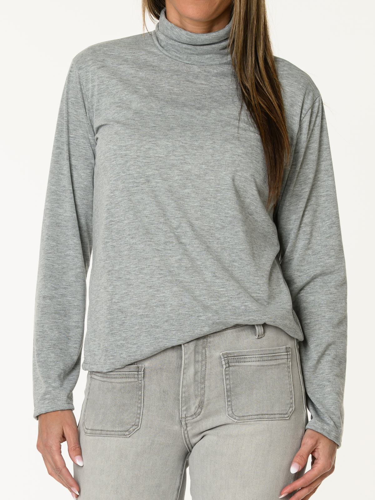 Chandail gris à col montant