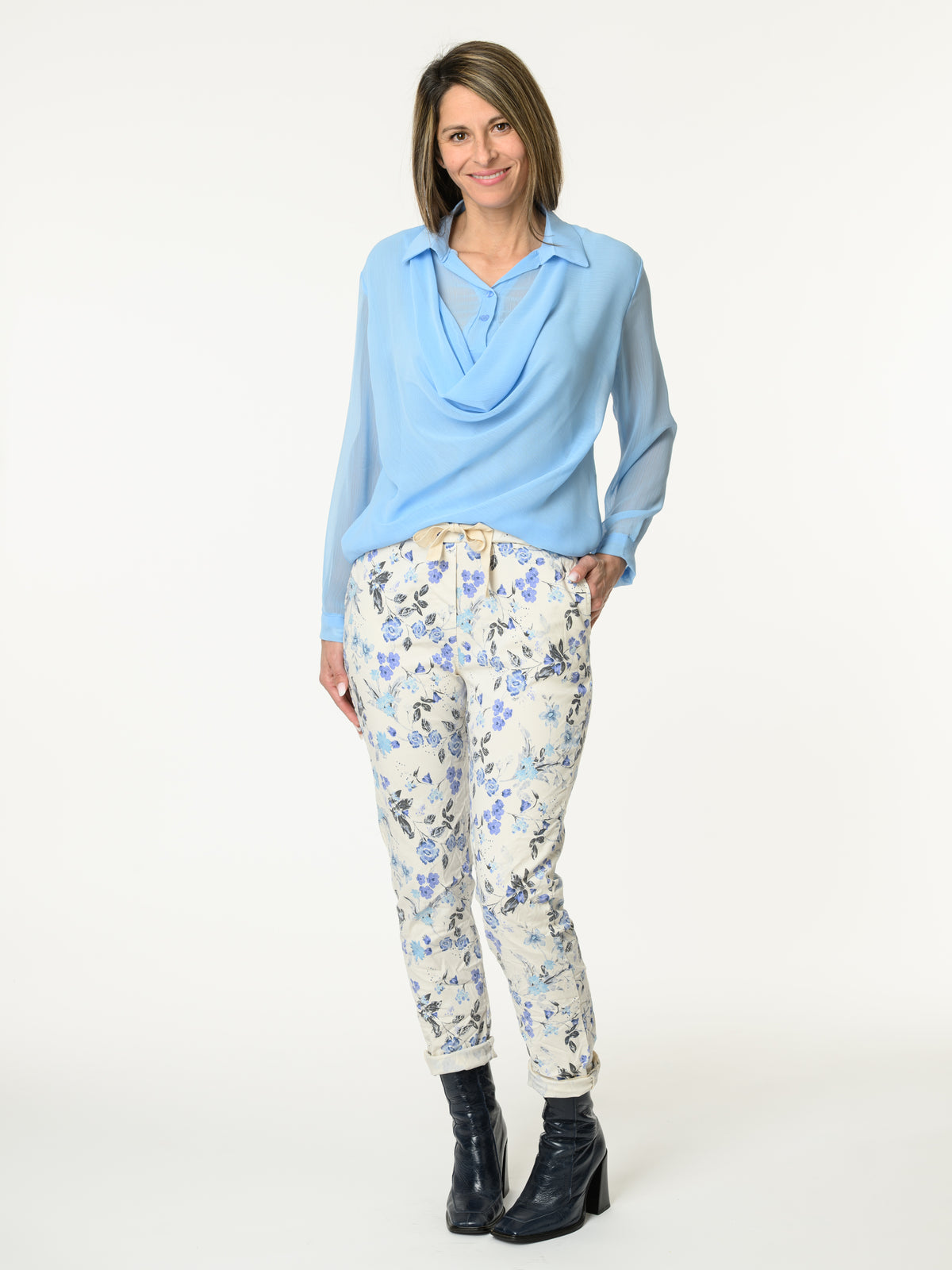 Blouse bleu ciel en voile