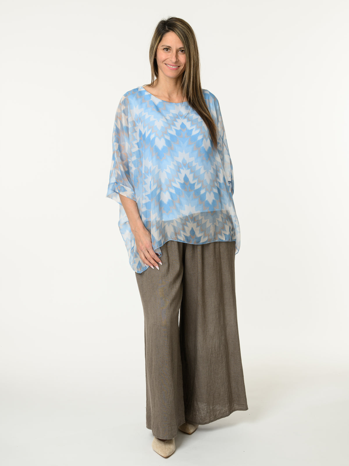 Blouse en voile avec imprimé abstrait bleu