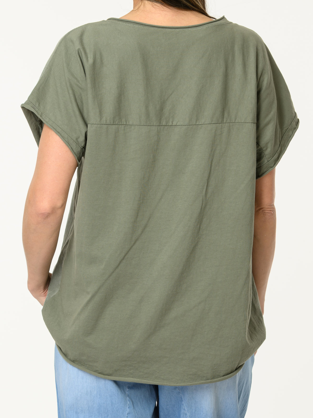 t-shirt kaki avec imprimé floral blanc