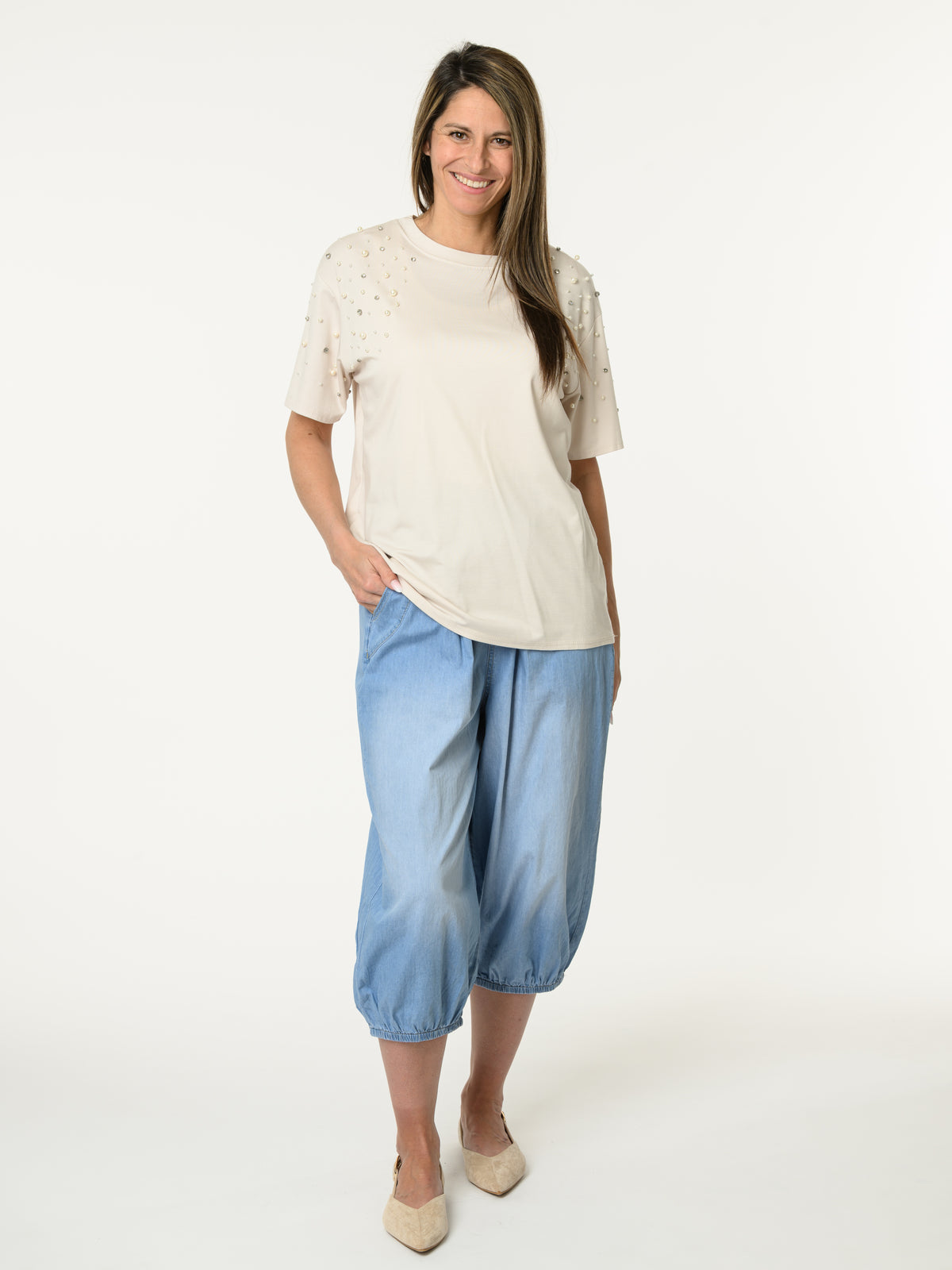 t-shirt beige avec perles