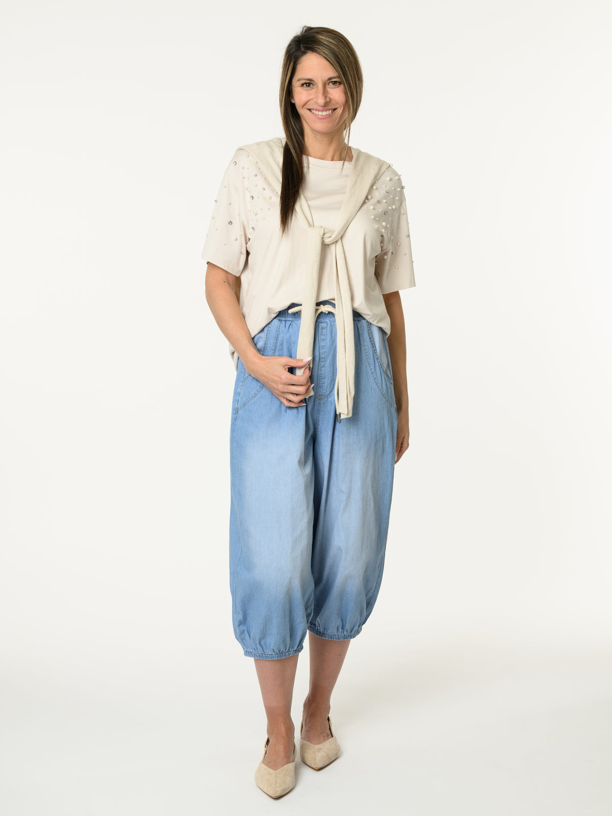 t-shirt beige avec perles