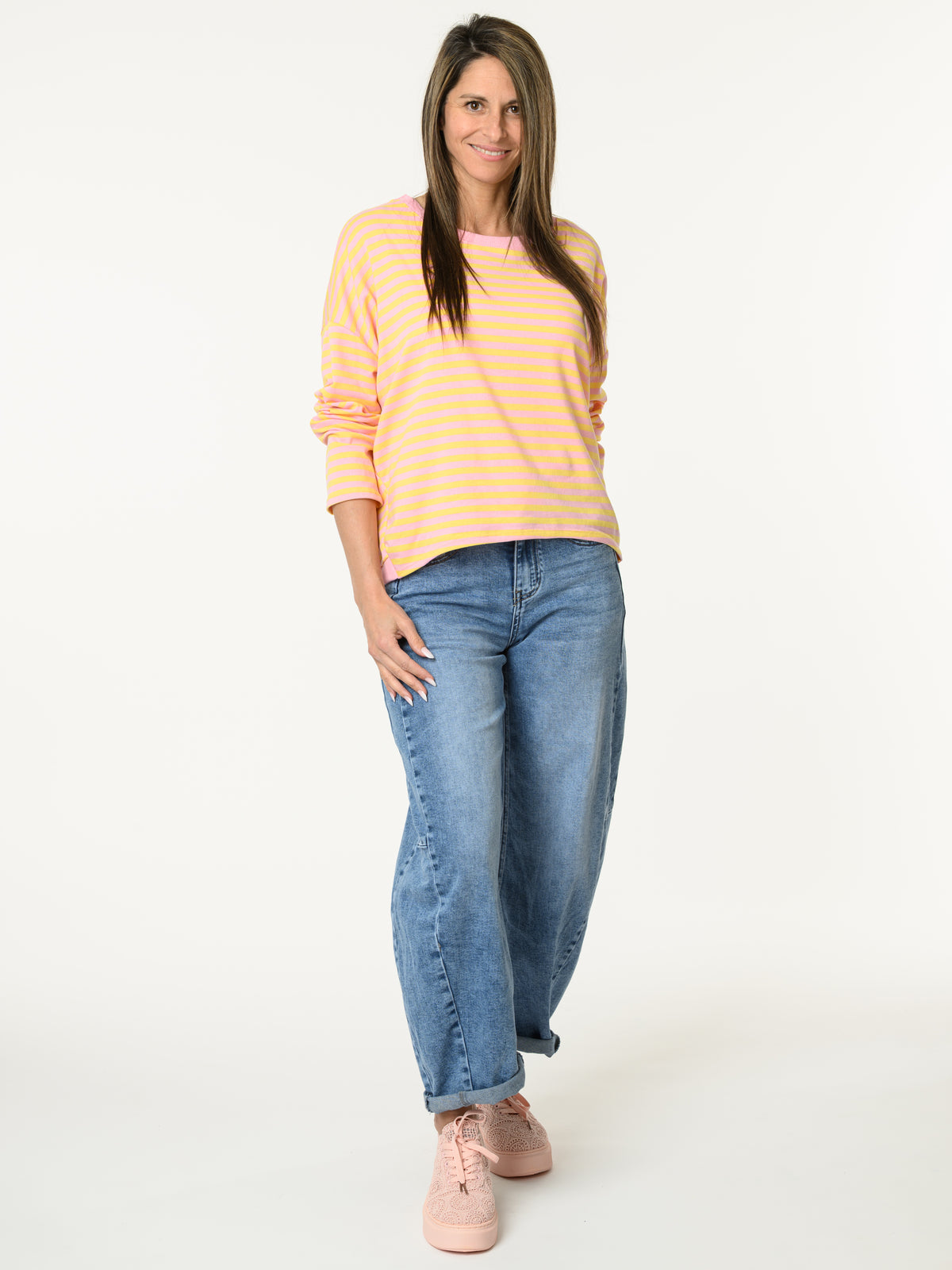 Chandail rose rayé jaune