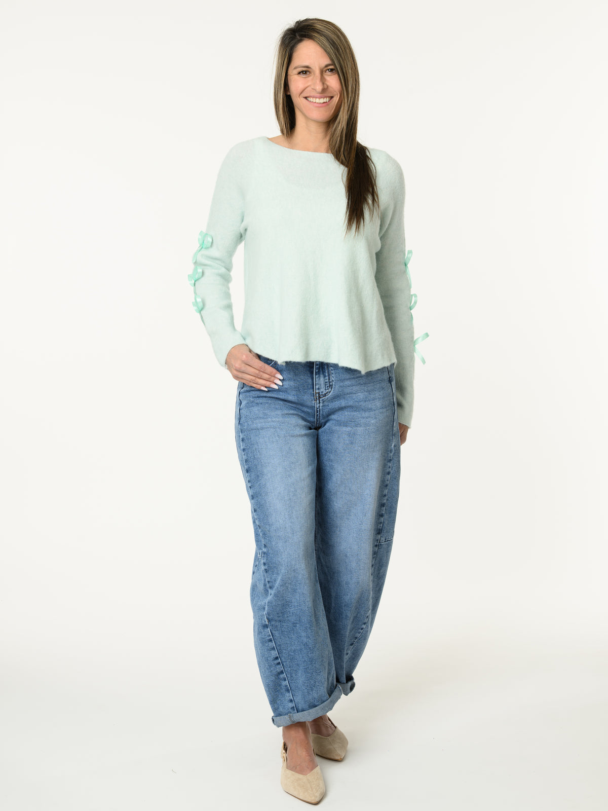 Chandail aqua avec lacets sur les côtés