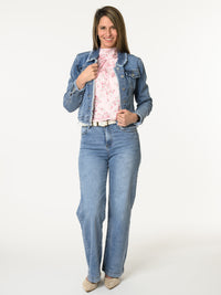 Camisole rose à col montant avec imprimé de fleurs