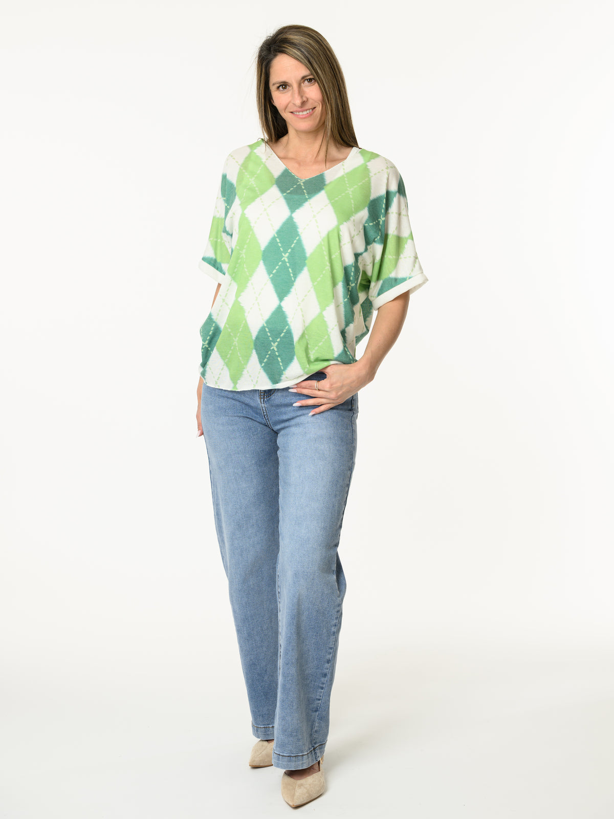 Chandail blanc à motifs de losanges verts