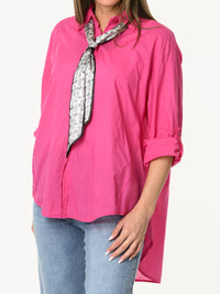 Chemise fuchsia avec cravate