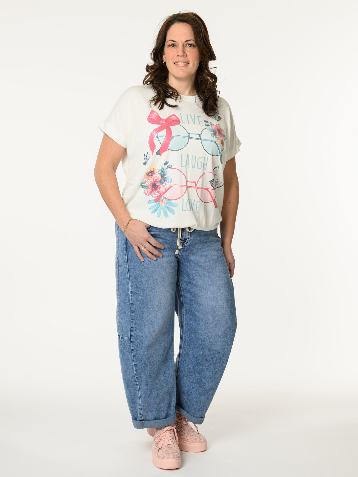 Chandail blanc crème ''Live, laugh, love''