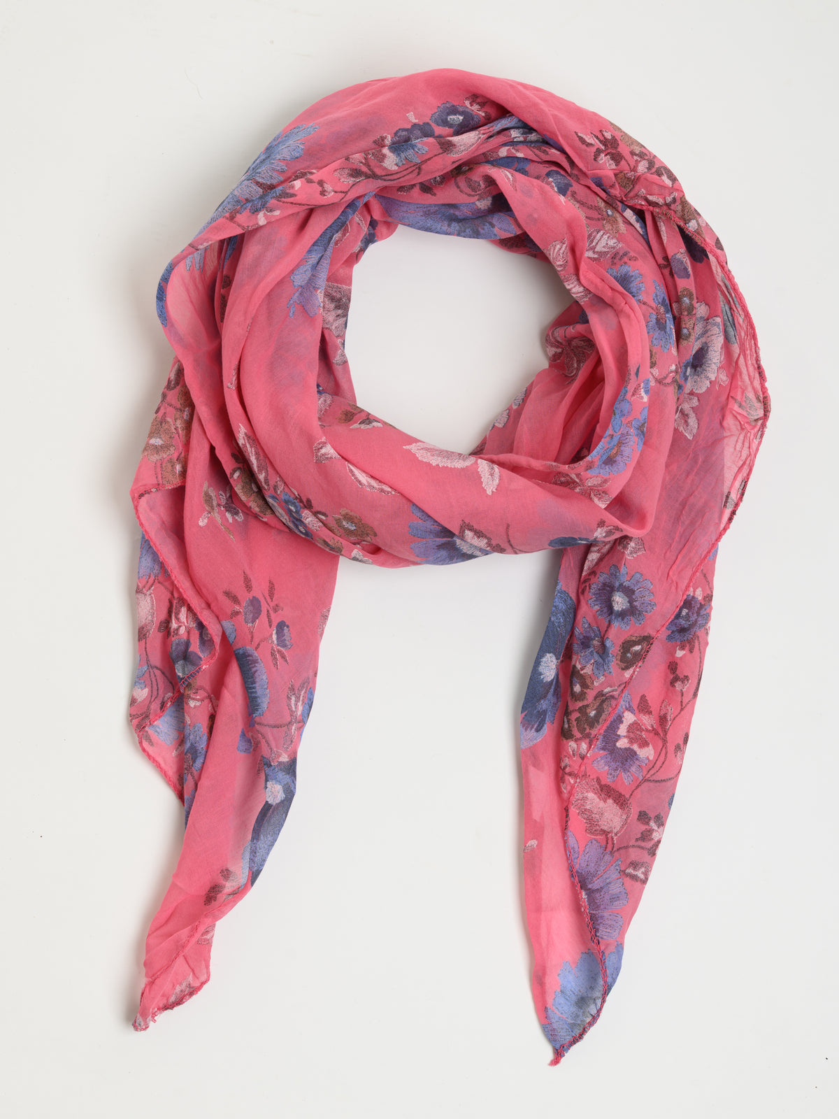 Foulard magenta avec imprimé floral bleu