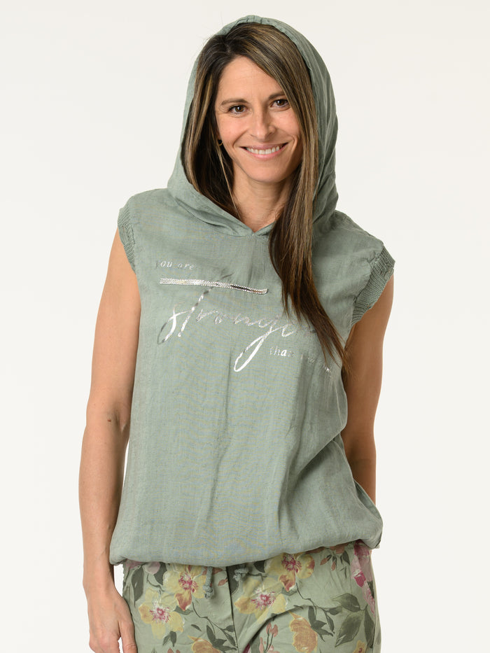 Camisole kaki avec capuchon et écritures argentées
