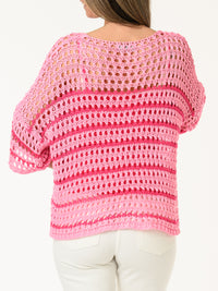Chandail rose en mailles à rayures