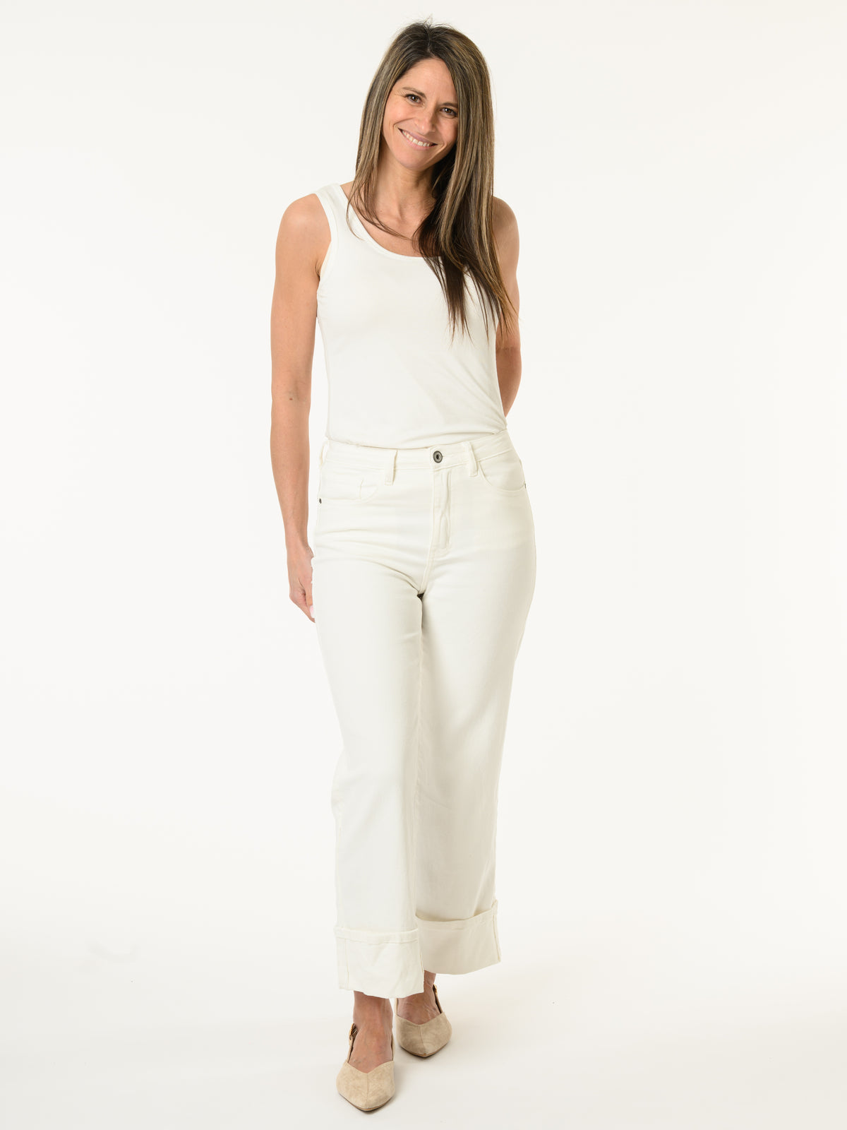 Jeans blanc à jambe large avec coffre au bas