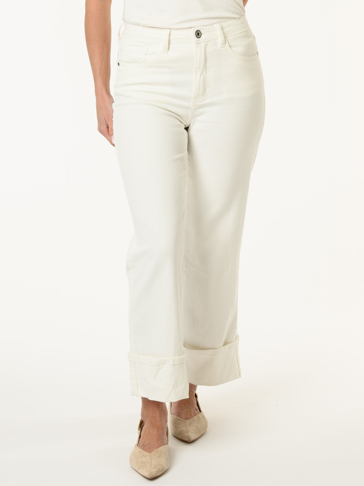 Jeans blanc à jambe large avec coffre au bas