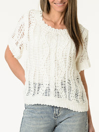 T-shirt blanc en crochet