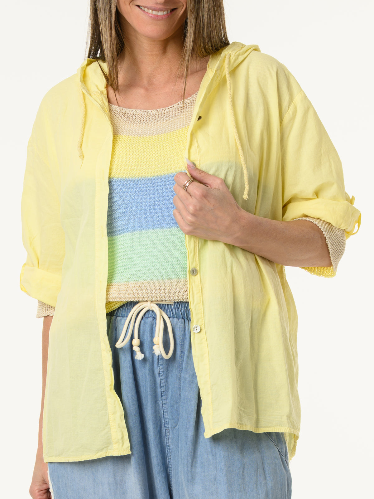 Chandail beige en mailles à rayures multicolores