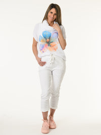 T-shirt blanc avec grande fleur multicolore