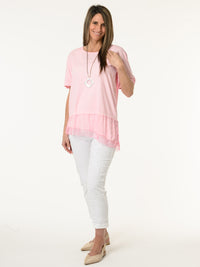 T-shirt rose avec dentelle au bas