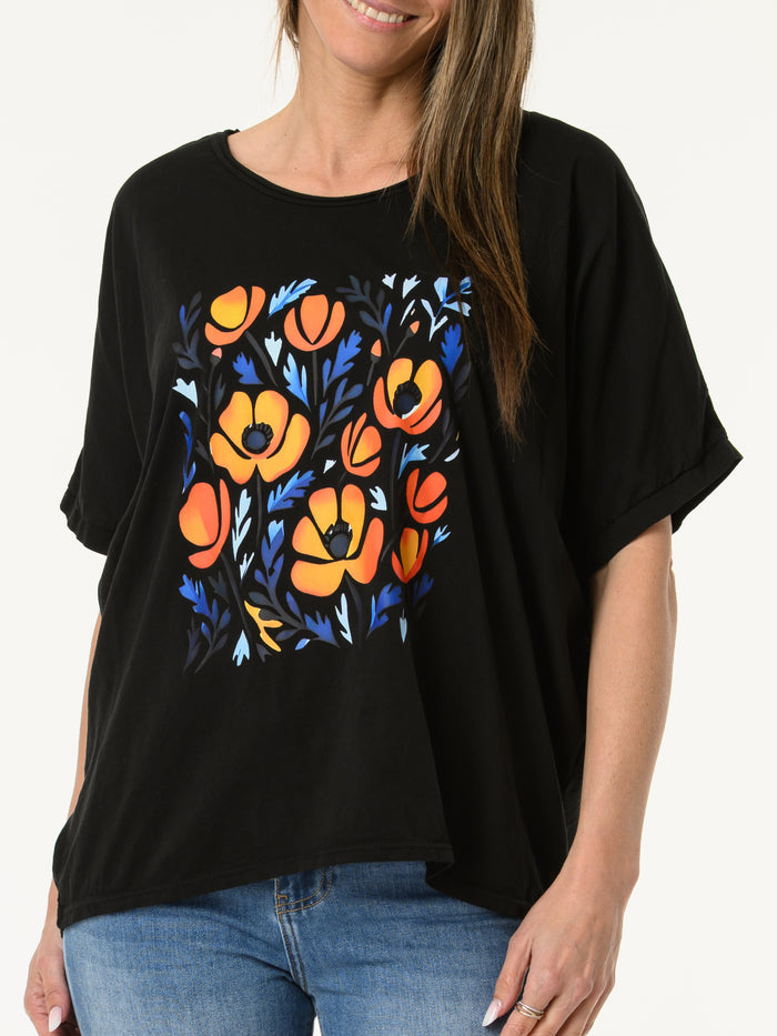 T-shirt noir avec imprimé de fleurs orange