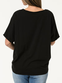 T-shirt noir avec imprimé de fleurs orange