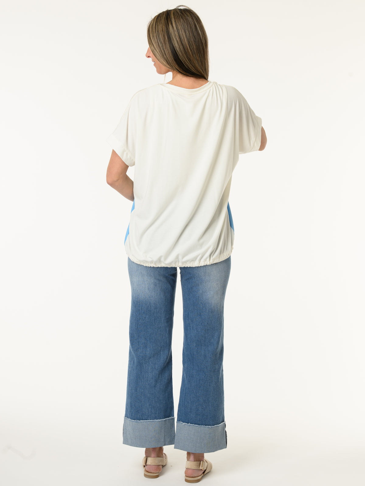 T-shirt blanc et bleu avec imprimé de femme chic