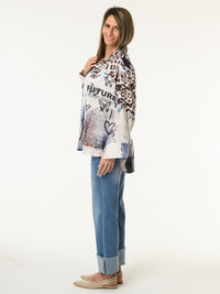 Chemise blanche avec imprimé animal et étoiles