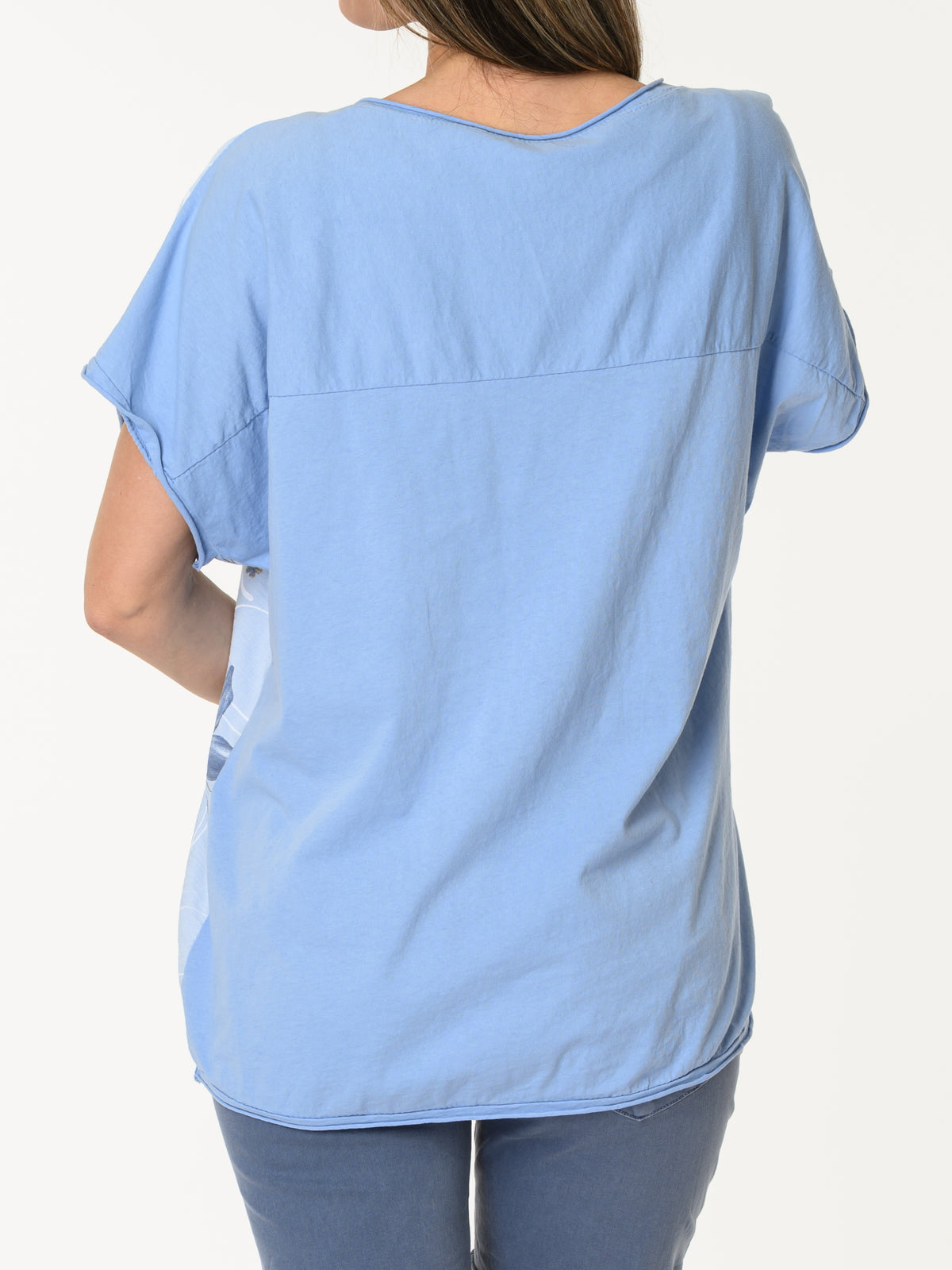 T-shirt bleu avec imprimé de fleurs bleues et roses