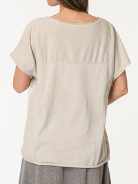 T-shirt beige avec imprimé de fleurs roses et moka