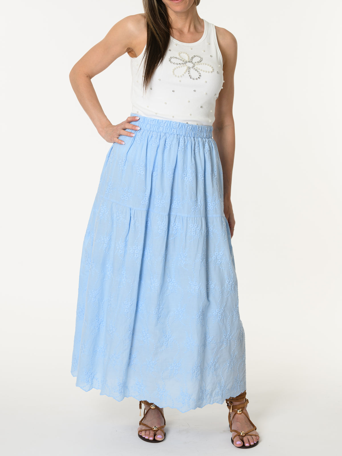 Camisole blanche avec fleur et brillants