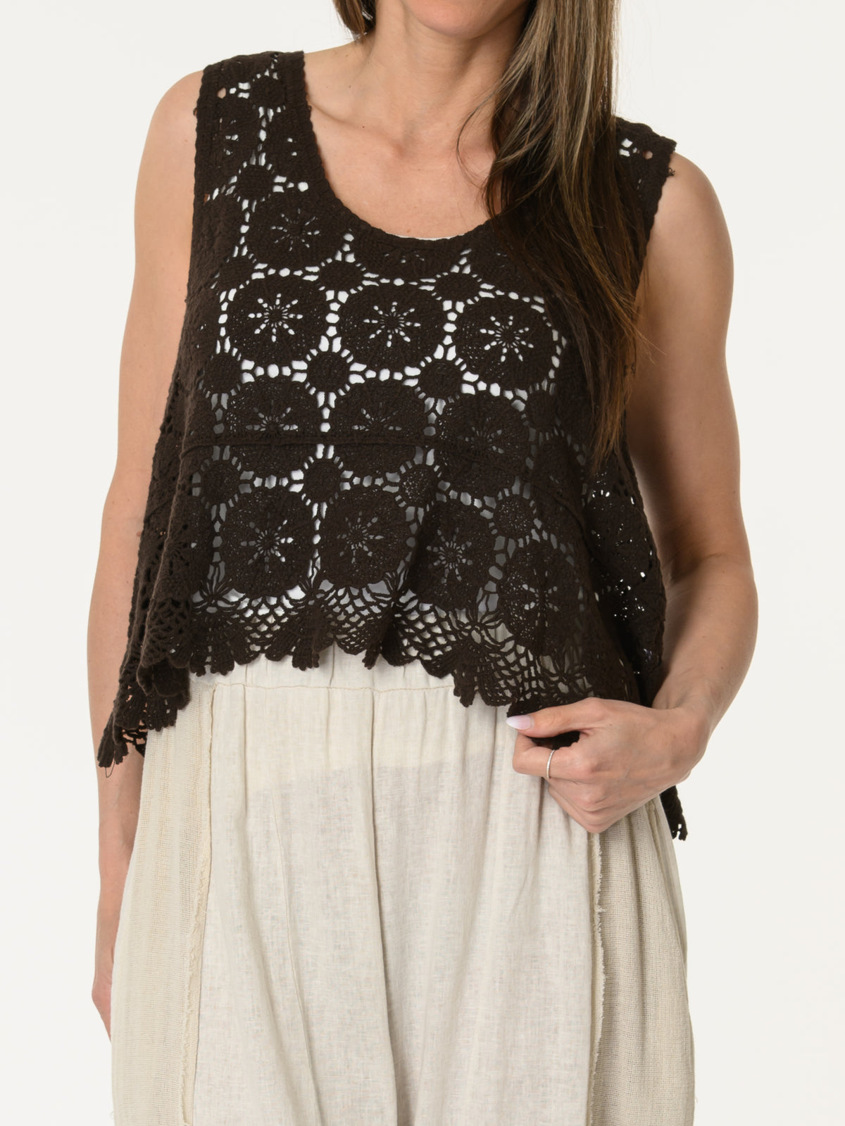 Camisole brune en crochet