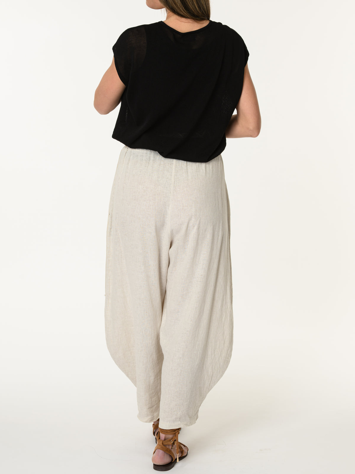 Blouse noire asymétrique drapée