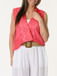 Camisole rouge avec dentelle