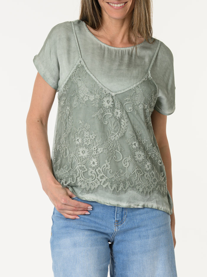 T-shirt kaki avec camisole superposée