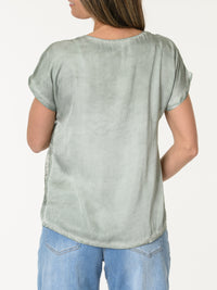 T-shirt kaki avec camisole superposée
