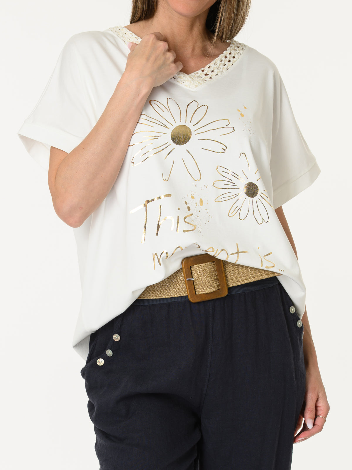 t-shirt blanc crème avec imprimé floral doré