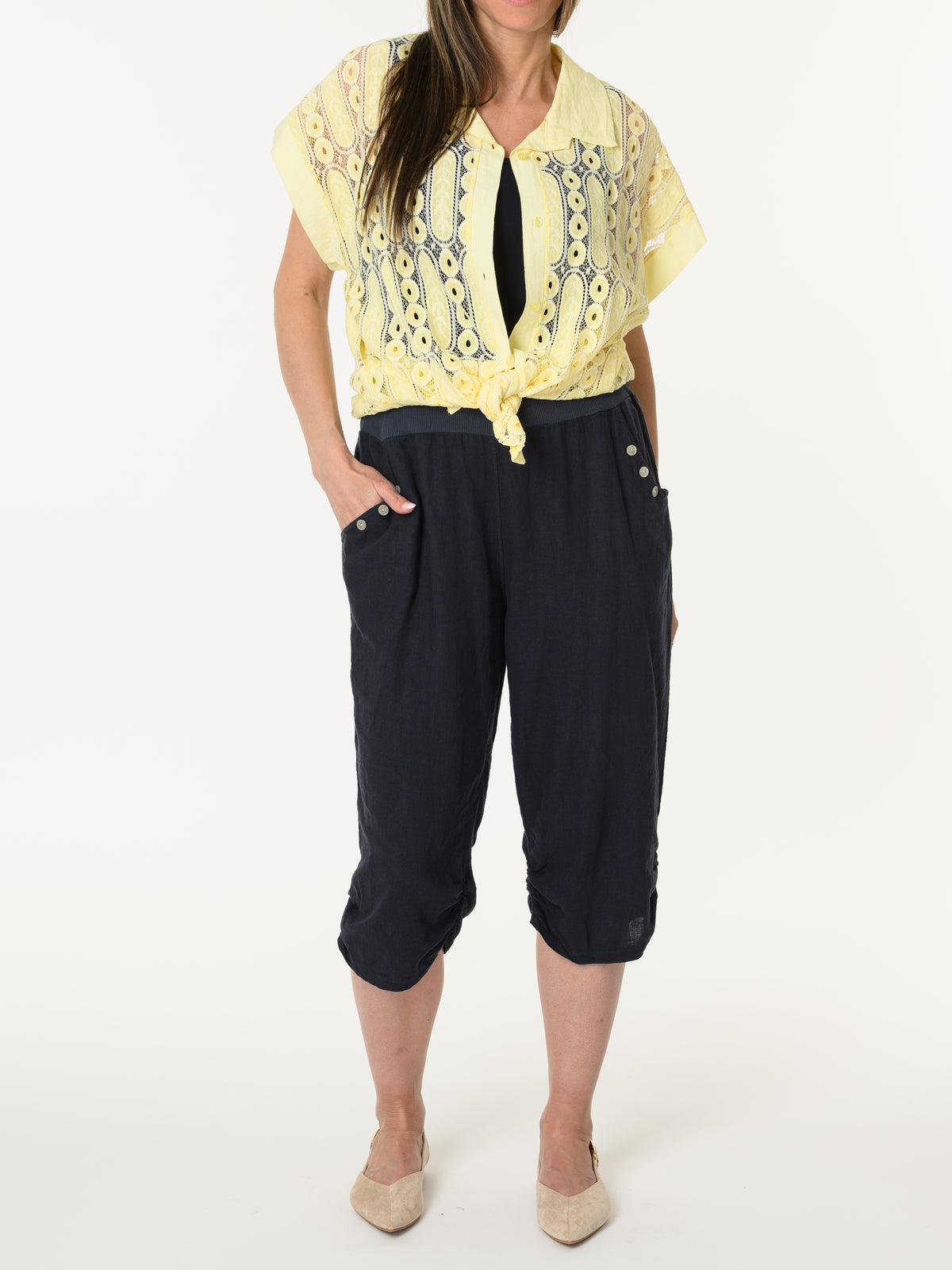 Chemise jaune en dentelle
