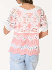 Chandail blanc et rose en crochet