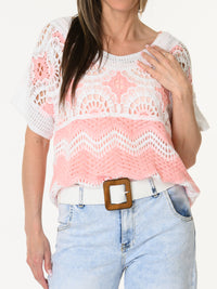 Chandail blanc et rose en crochet