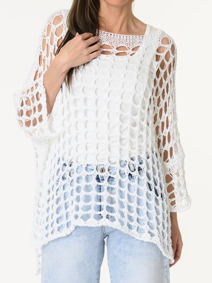 Chandail blanc en crochet
