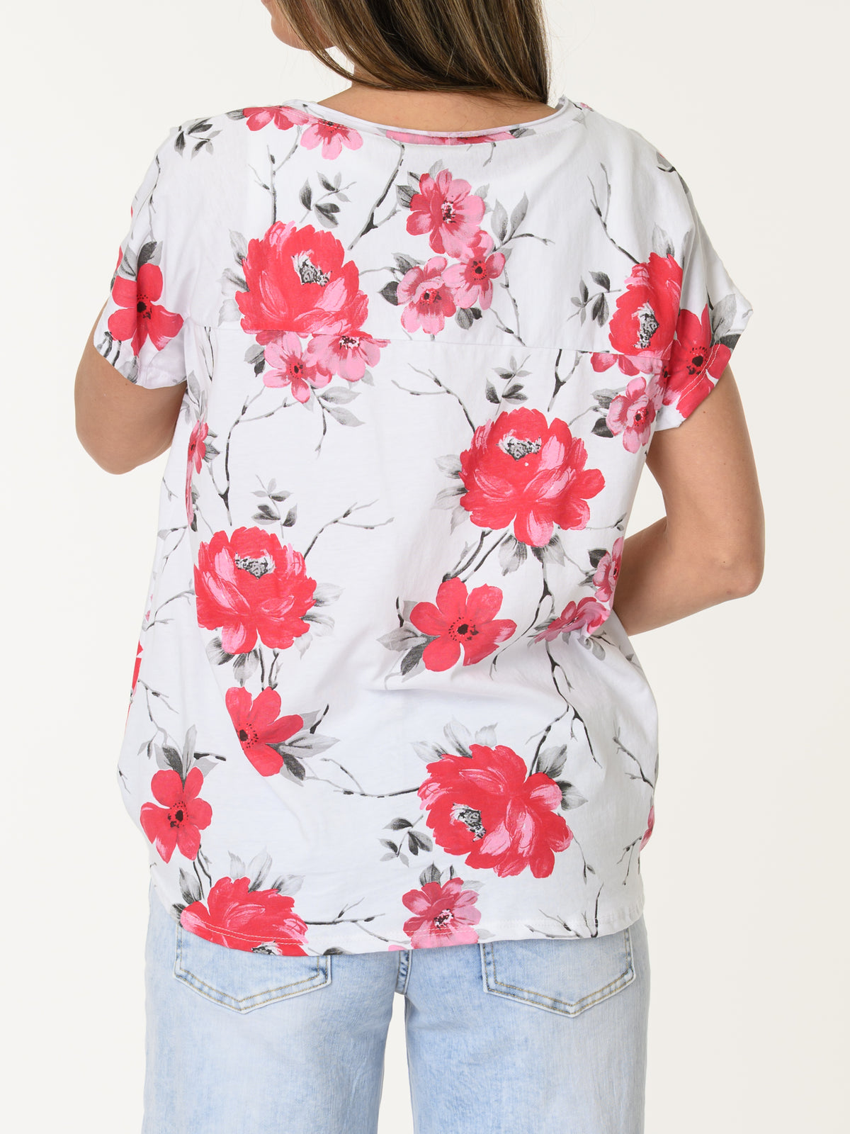 T-shirt blanc avec imprimé floral rouge